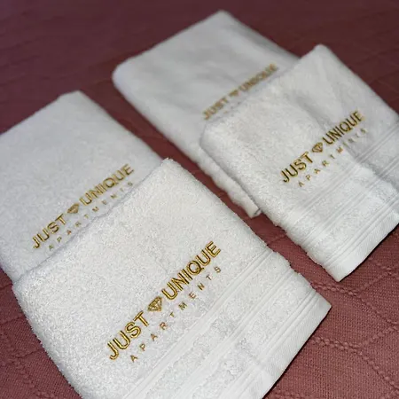 Just Unique Rose Lägenhet