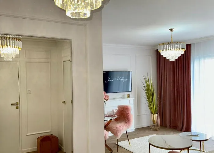 Just Unique Rose * Poznan