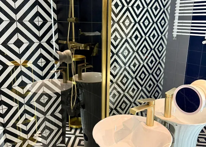 Apartment Just Unique Rose